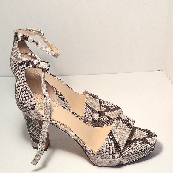 Vince Camuto Genuine Leather Snakeskin Heel Size 9.5 M - Picture 3 of 9